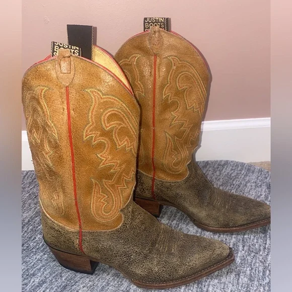 🚫SOLD🚫 Vtg Justin Boots 2toned suede leather midcalf ladies cowboy boots 8.5B - Picture 3 of 14